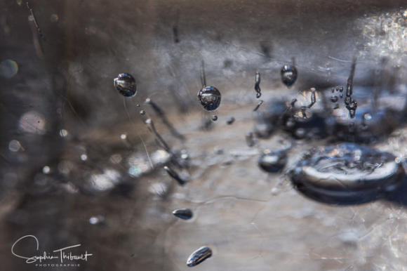 Photographie représentant des gouttes d'eau