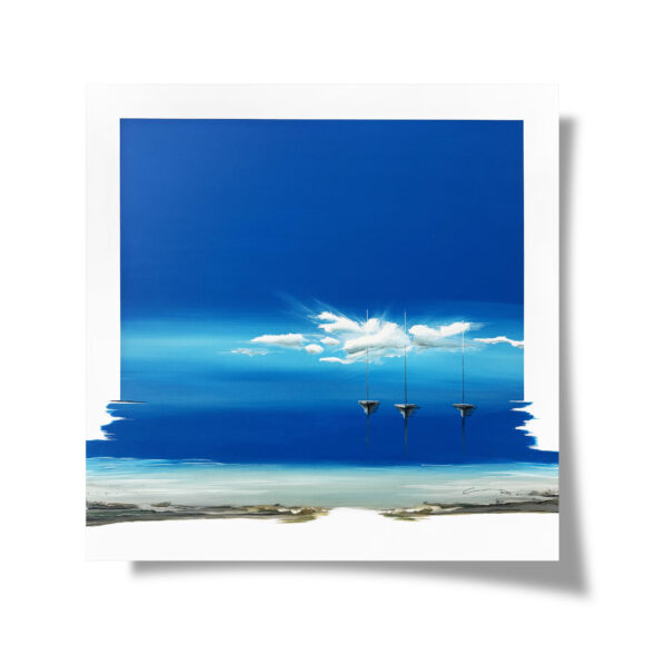 Tableau représentant trois bateaux et des nuages sur fond bleu